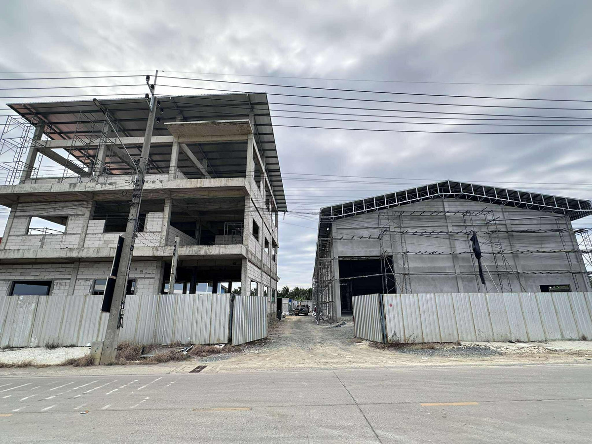 For RentWarehousePhutthamonthon, Salaya : Warehouse/office for rent, Rai Khing Subdistrict, Sam Phran District, Nakhon Pathom Province, area 1,675 sq m.