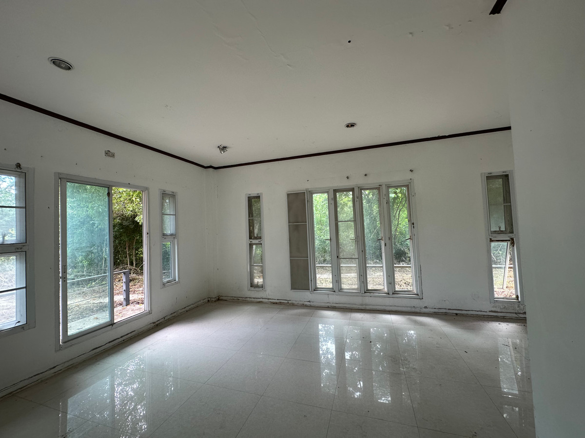 ขายบ้านสุพรรณบุรี : ขายบ้านพร้อมที่ดิน ดอนมะนาว สุพรรณบุรี | ที่ดินล้อมน้ำ 3 ด้าน | เหมาะทำบ้านสวน รีสอร์ต หรืออยู่อาศัย