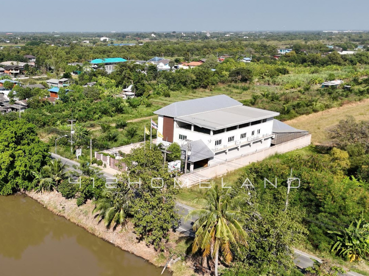 ขายโรงงานปทุมธานี รังสิต ธรรมศาสตร์ : ขายโรงงาน ขนาด 1,500 ตรม. ติดถนนเลียบคลอง 5 มีใบรับรอง อย./GMP/HACCP/รง.4 ครบ เดินเครื่องต่อได้ทันที คลองหลวง ปทุมธานี