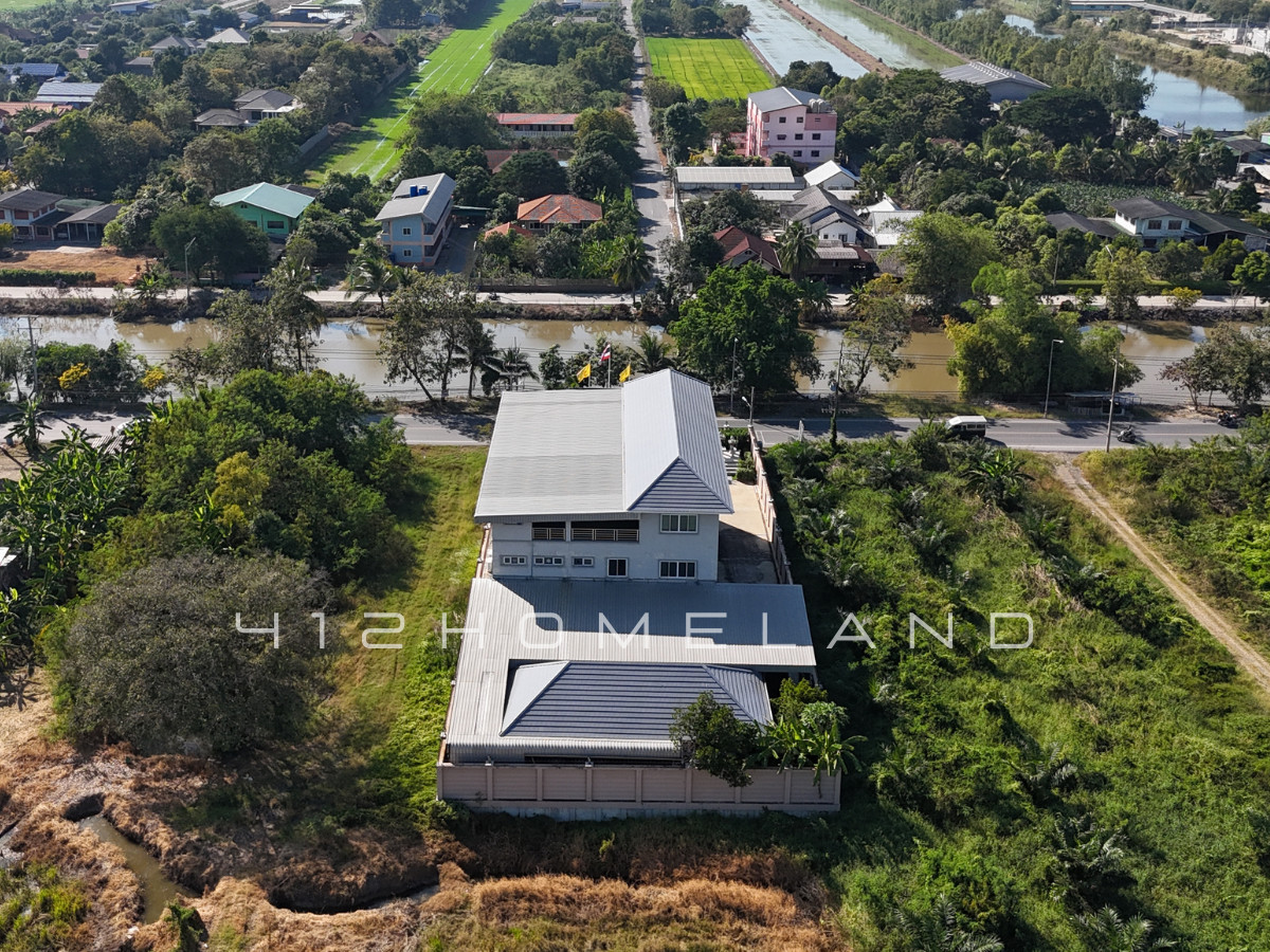 ขายโรงงานปทุมธานี รังสิต ธรรมศาสตร์ : ขายโรงงาน ขนาด 1,500 ตรม. ติดถนนเลียบคลอง 5 มีใบรับรอง อย./GMP/HACCP/รง.4 ครบ เดินเครื่องต่อได้ทันที คลองหลวง ปทุมธานี