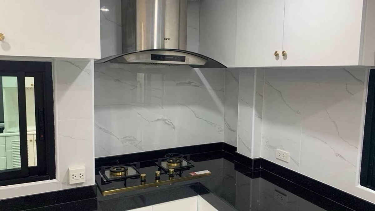 ให้เช่าบ้านโชคชัย4 ลาดพร้าว71 : 🏡 ให้เช่าบ้านเดี่ยว 5 ห้องนอน – โชคชัย 4 (โลเคชั่นดีมาก)