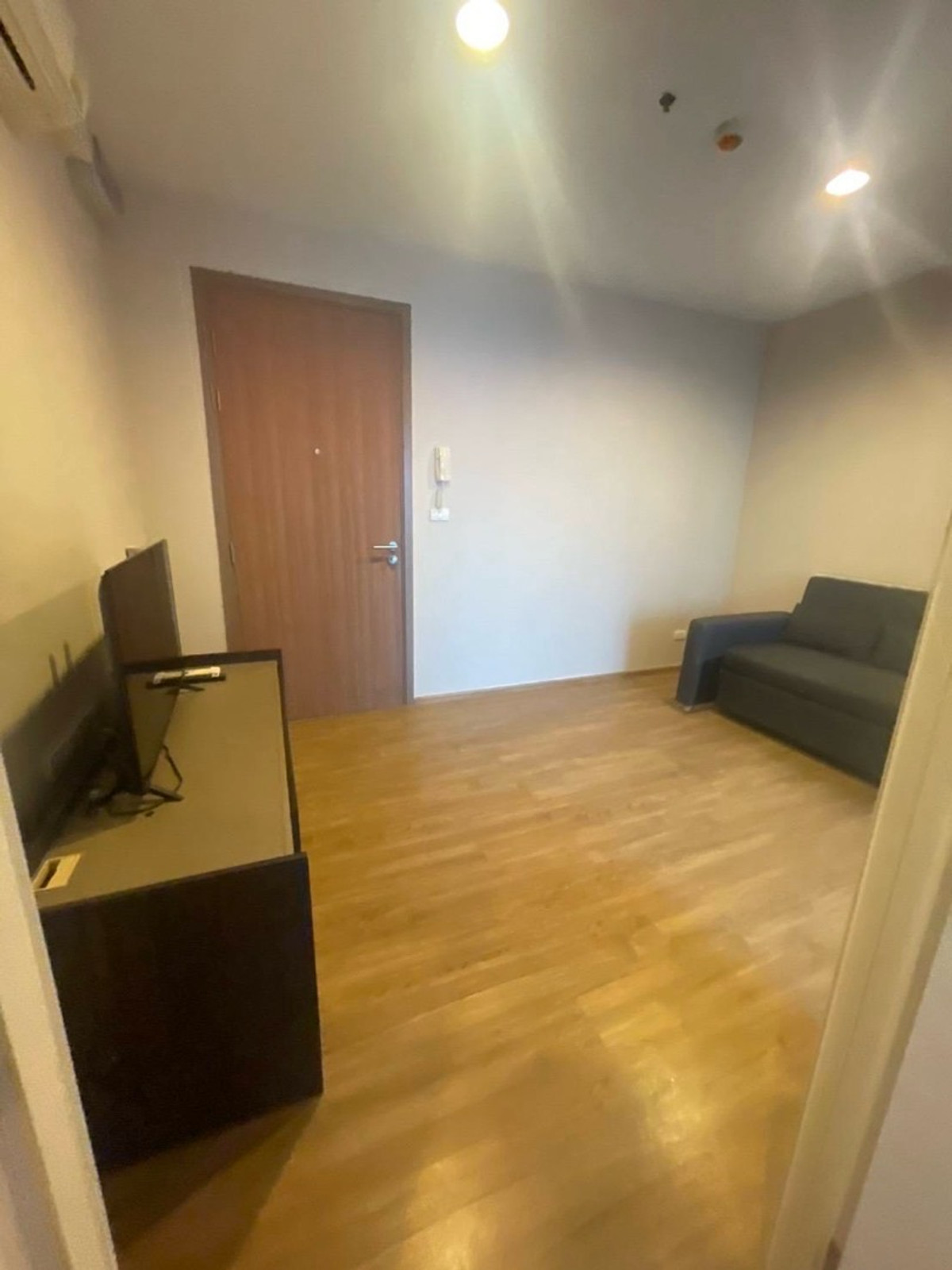 ให้เช่าคอนโดสาทร นราธิวาส : ❌❌❌RENTED/ติดจองแล้ว❌❌❌ 

ให้เช่าคอนโดฟิวส์จันทน์ สาทร Condo Fusechan Sathorn for rent