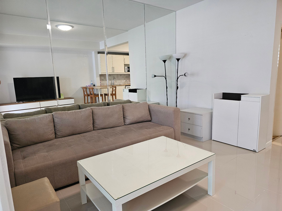 ให้เช่าทาวน์โฮมสมุทรปราการ สำโรง : 28/02/2026, บ้านพร้อมอยู่ Indy 2 บางนา กม.7 2 ห้องนอน 25,000 บาท/เดือน พื้นที่กว้าง ใกล้ทางด่วนและแหล่งช้อปปิ้ง ตอบโจทย์ชีวิตทันสมัย