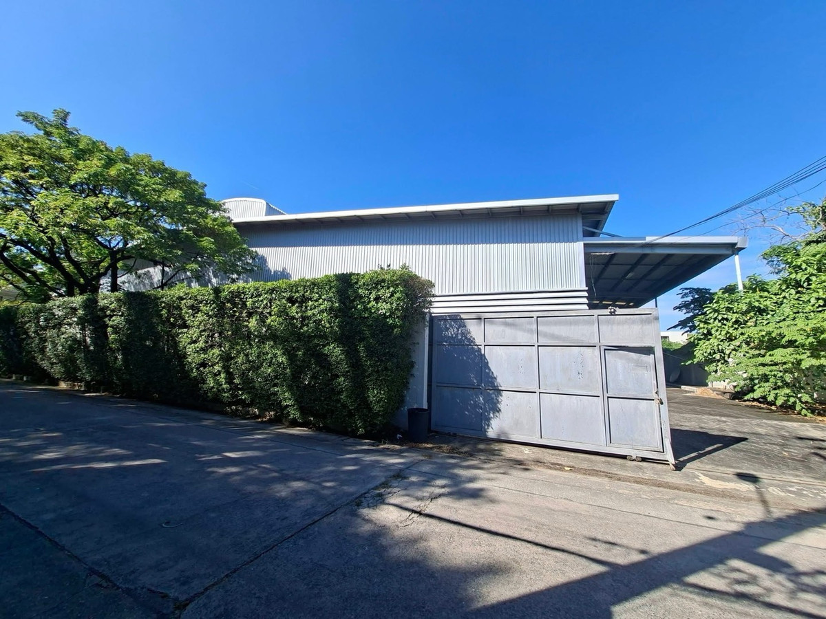 For RentWarehousePattanakan, Srinakarin : Warehouse Pattanakarn 20 for Warehouse • Logistics • Pickleball • Badminton • Assembly and Commercial Business | WAREHOUSE PATTANAKARN 20 FOR RENT