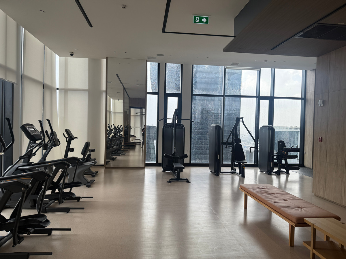 For RentCondoRama9, Petchburi, RCA : 🔥For Rent Now🔥 Noble New District R9, brand new condo, fully furnished and ready to move in, near MRT Rama 9.