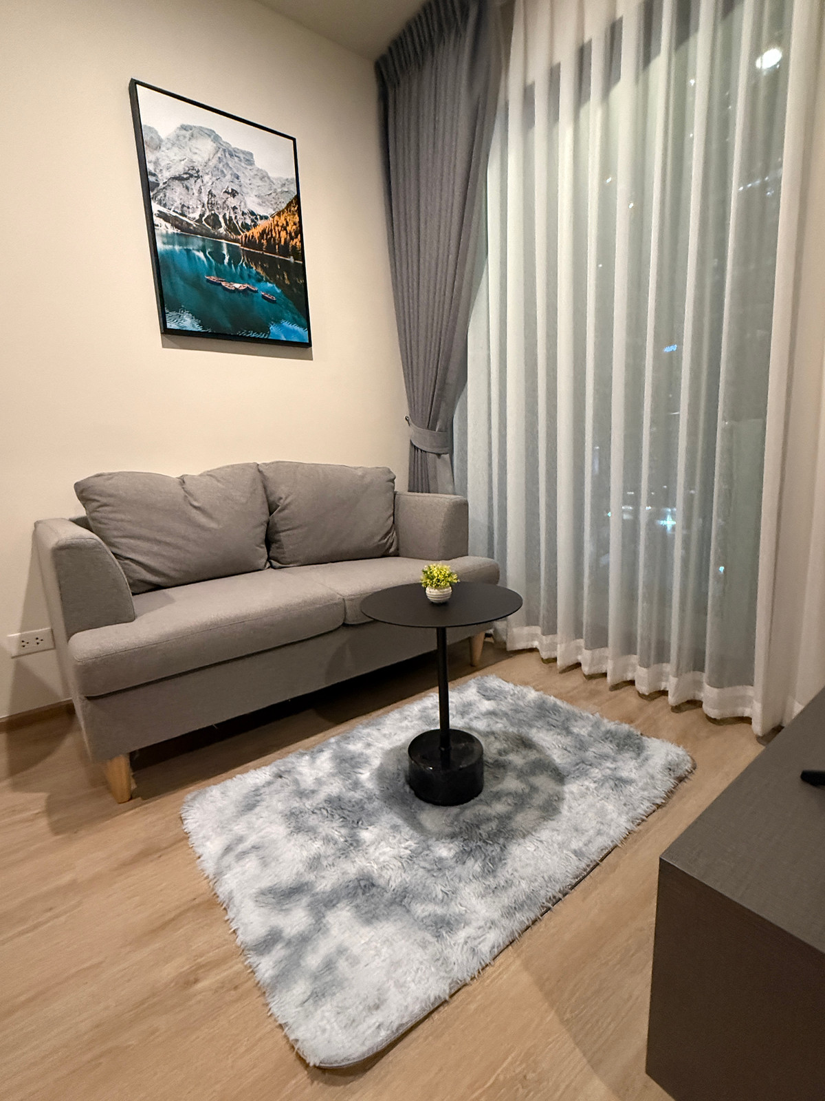 For RentCondoRama9, Petchburi, RCA : 🔥For Rent Now🔥 Noble New District R9, brand new condo, fully furnished and ready to move in, near MRT Rama 9.