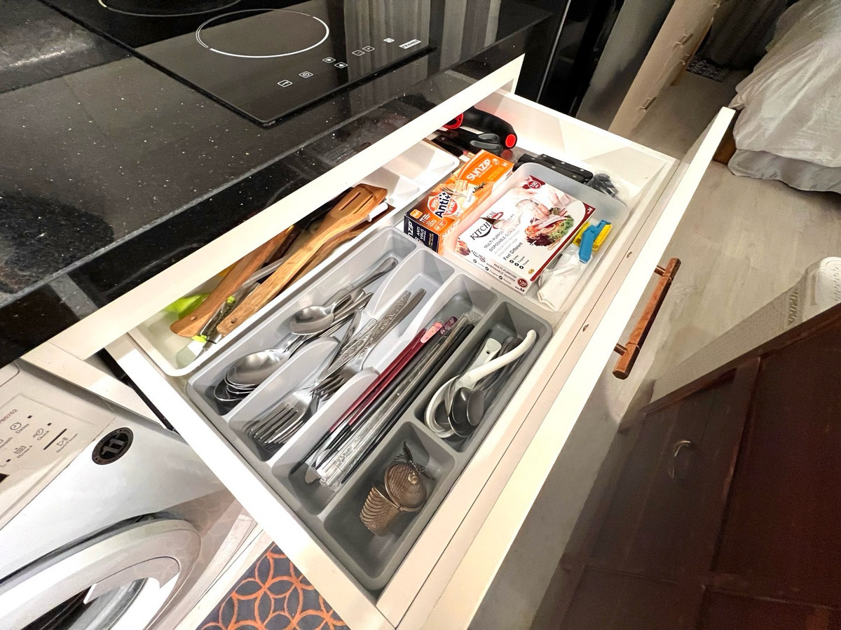 For RentCondoOnnut, Udomsuk : 🔥For Rent Now🔥 Ideo Mobi Sukhumvit 81, luxuriously decorated unit with beautiful view, fully furnished and ready to move in. Near BTS On Nut station.