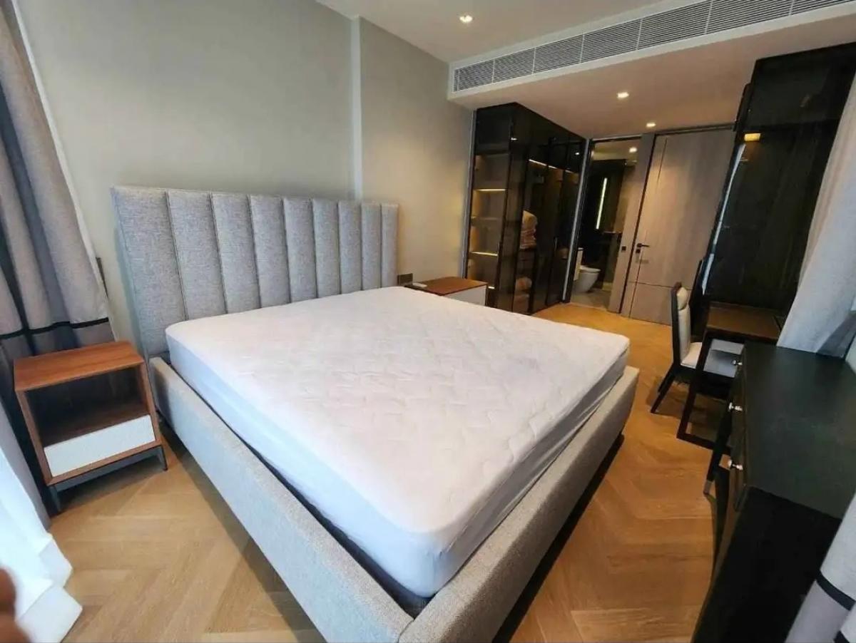 For SaleCondoSukhumvit, Asoke, Thonglor : Beautiful room The Reserve Sukhumvit 61!2 bedrooms 2 bathrooms near Ekkamai BTS priced at 17.9 million.
