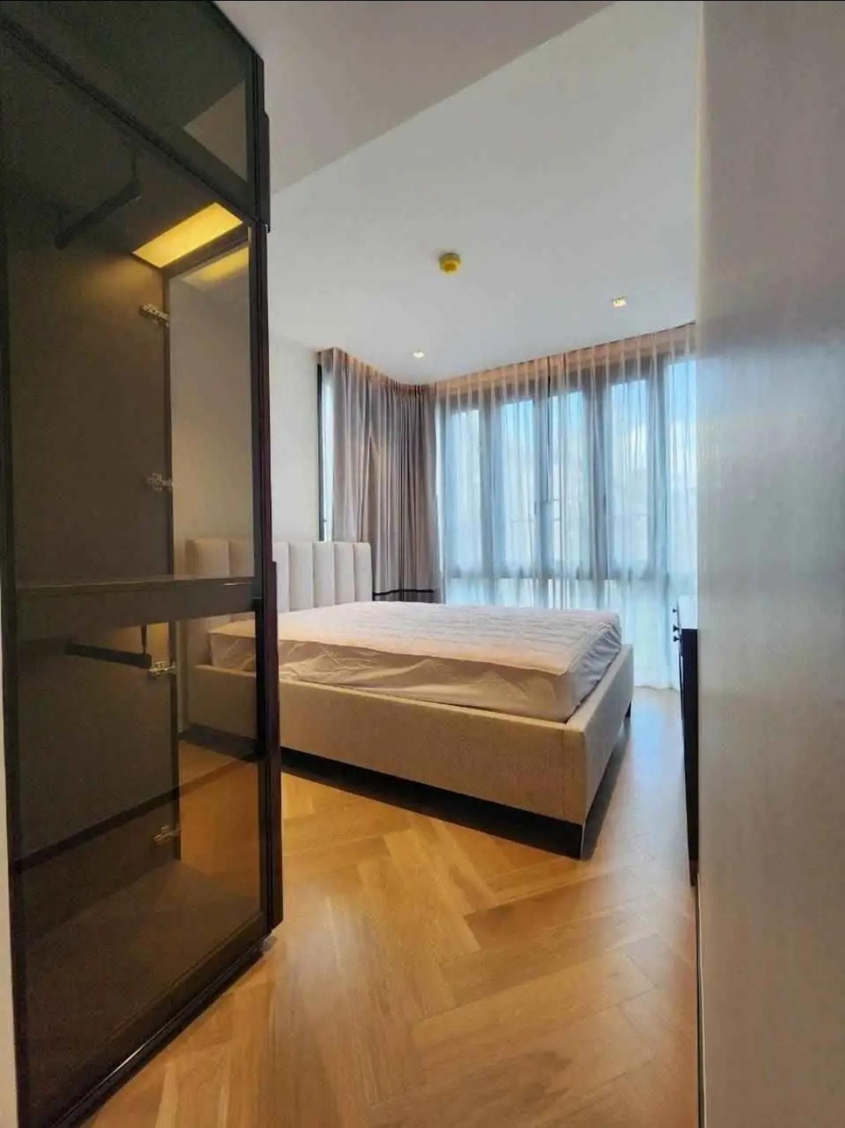For SaleCondoSukhumvit, Asoke, Thonglor : Beautiful room The Reserve Sukhumvit 61!2 bedrooms 2 bathrooms near Ekkamai BTS priced at 17.9 million.
