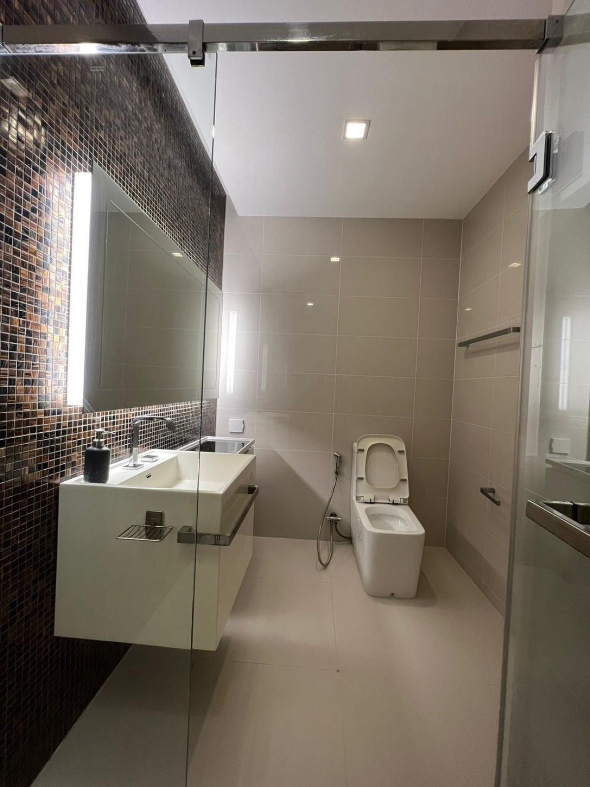 ขายคอนโดบางซื่อ วงศ์สว่าง เตาปูน : 03/04/2026, รวมค่าโอนสะดุดตากับวิวแม่น้ำ 2 ห้องนอน พร้อมอยู่ที่ 333 Riverside 
ใกล้ BTS บางโพ ราคาสุดพิเศษ 14.2 ล้าน! 0642748883