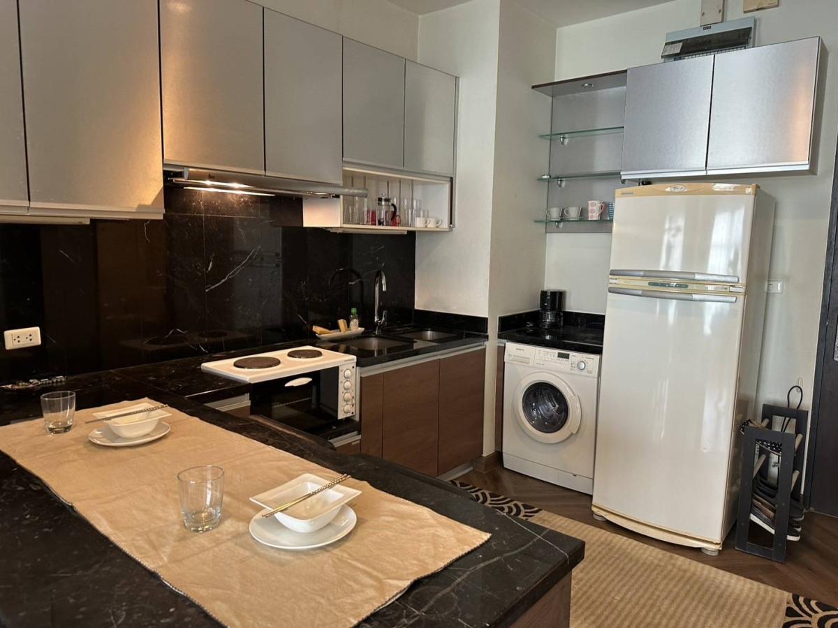 For RentCondoSamut Prakan,Samrong : 03/04/2026, 🌟 For rent: Citi Smart Sukhumvit 18 condo | 2 bedrooms, 73 sq.m. in the heart of Asoke 🌟
Connected to BTS/MRT, close to shopping and famous schools, only 35,000 Baht/month! 0642748883