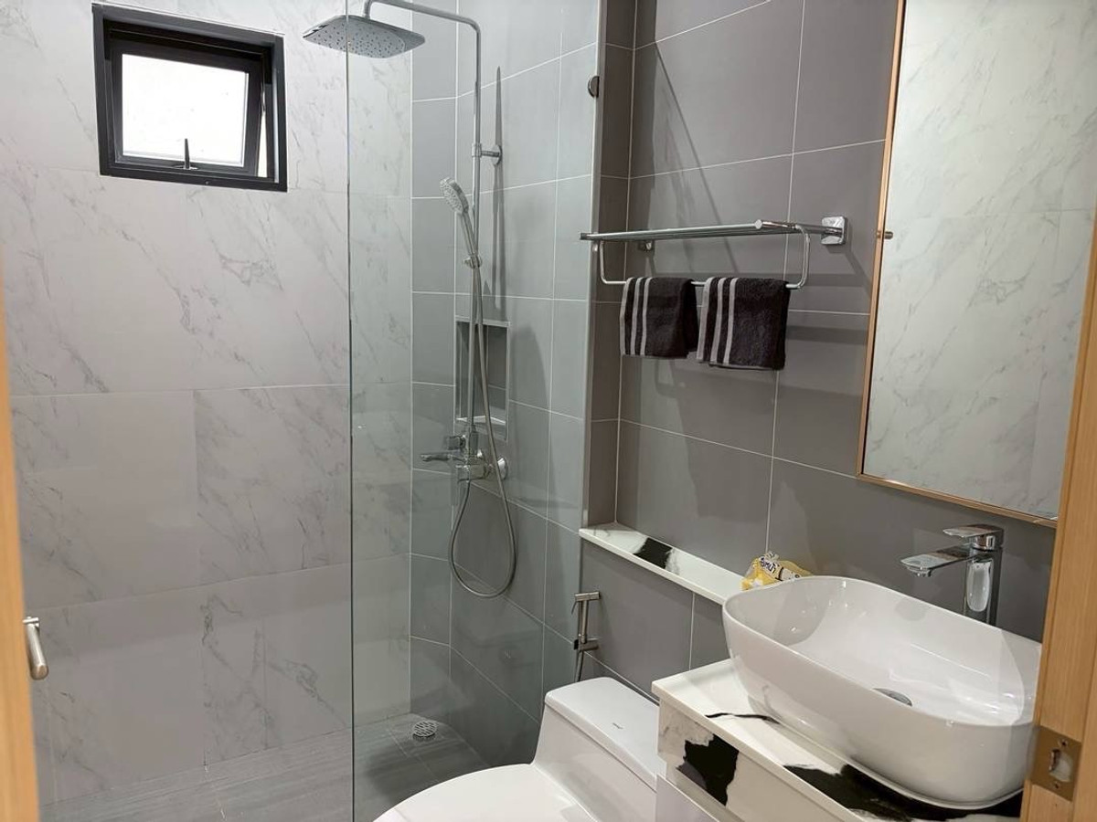 ขายพัทยา บางแสน ชลบุรี สัตหีบ : Modern Luxury Pool Villa @Thap Praya 