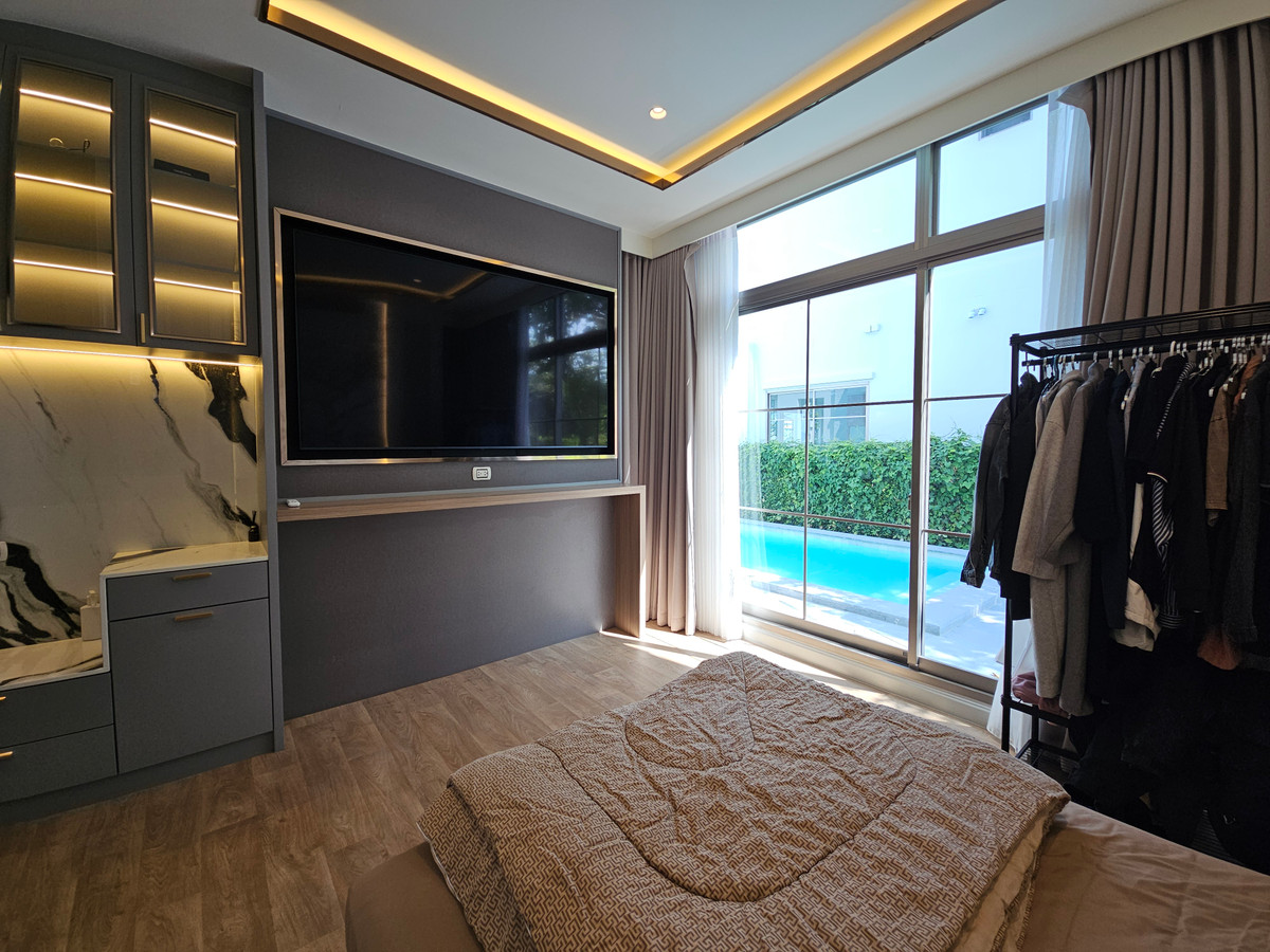 HouseLadkrabang, Suwannaphum Airport : For rent: Perfect Masterpiece Sukhumvit 77 (137 sq m.) 4 bedrooms, 6 bathrooms, next to Robinson Lat Krabang.