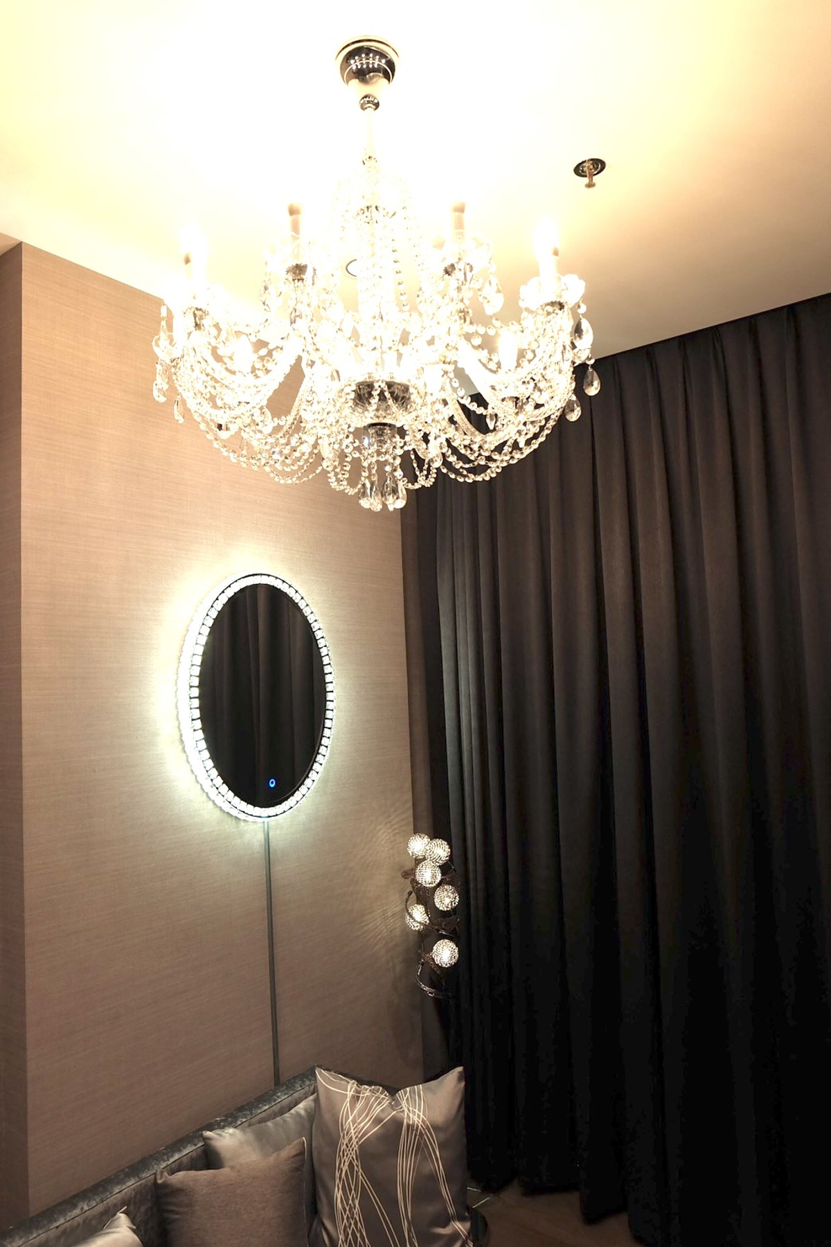 For SaleCondoSathorn, Narathiwat : 🔥 Urgent sale 🔥 Cheapest, beautiful room, exactly as described, spacious room, available, ready to sell. Call 0619824959