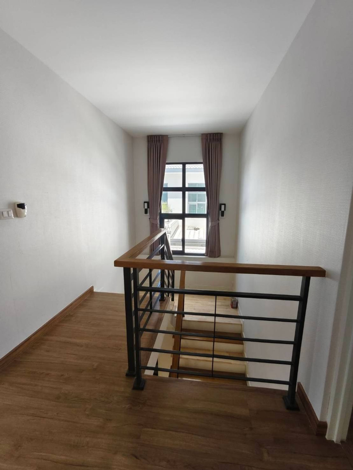 ให้เช่าบ้านนวมินทร์ รามอินทรา : ให้เช่าบ้านเดี่ยว เซนโทร วงแหวน - จตุโชติ ใกล้ ตลาดมารวย หทัยราษฏร์ เพียง 6 นาที