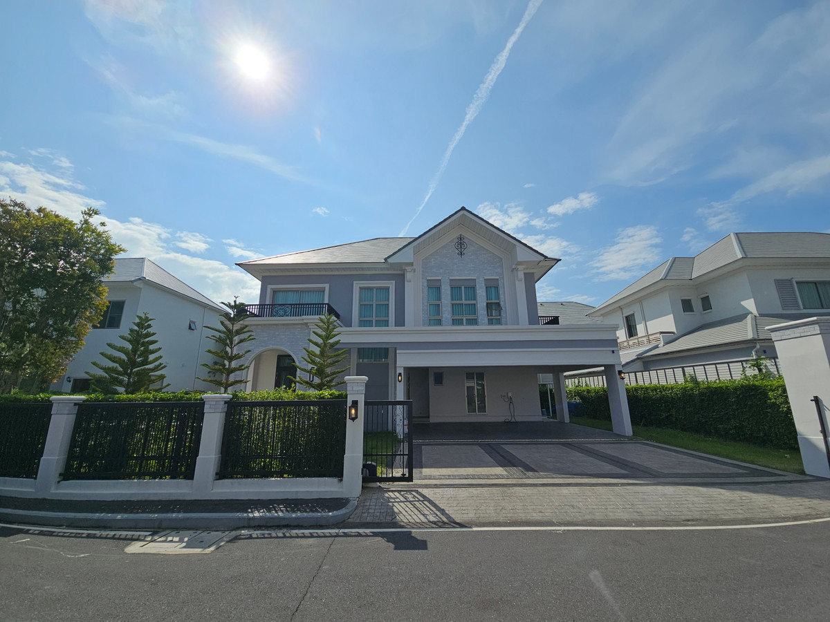 HouseLadkrabang, Suwannaphum Airport : For rent: Perfect Masterpiece Sukhumvit 77 (137 sq m.) 4 bedrooms, 6 bathrooms, next to Robinson Lat Krabang.