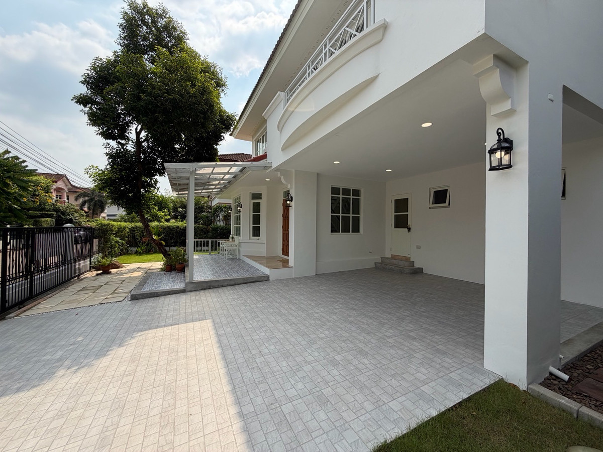 For SaleHouseKasetsart, Ratchayothin : Nantawan Watcharaphon - Phahonyothin ✨ Newly renovated entire house, white, clean, luxurious, ready to move in.