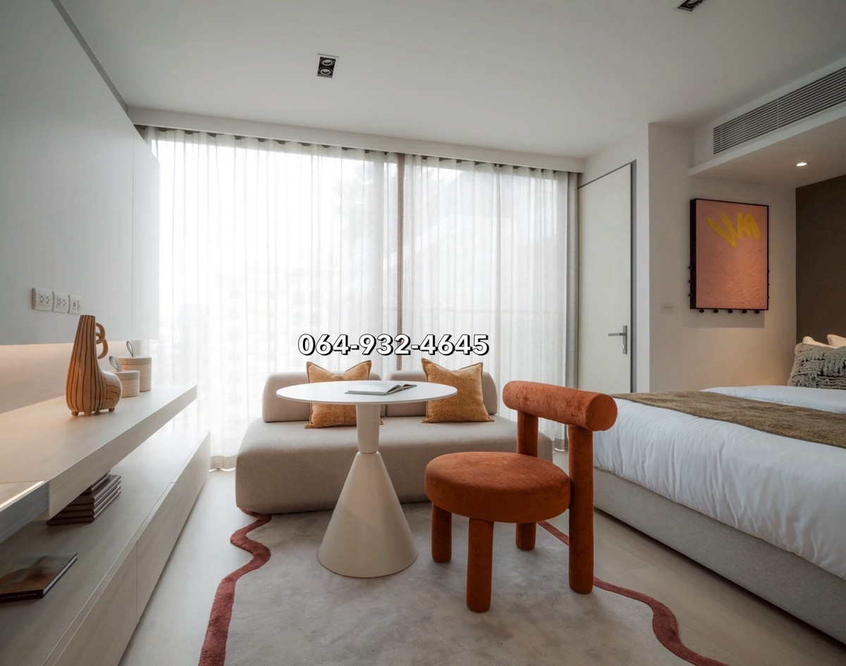 For SaleCondoSukhumvit, Asoke, Thonglor : Live life like Ligne Roset Vibes, world-class furniture💎 in our room and four-legged babies🐶🐱 SCOPE PROMSRI 1 bedroom 28.79 sq m 📲064-932-4645 Ken