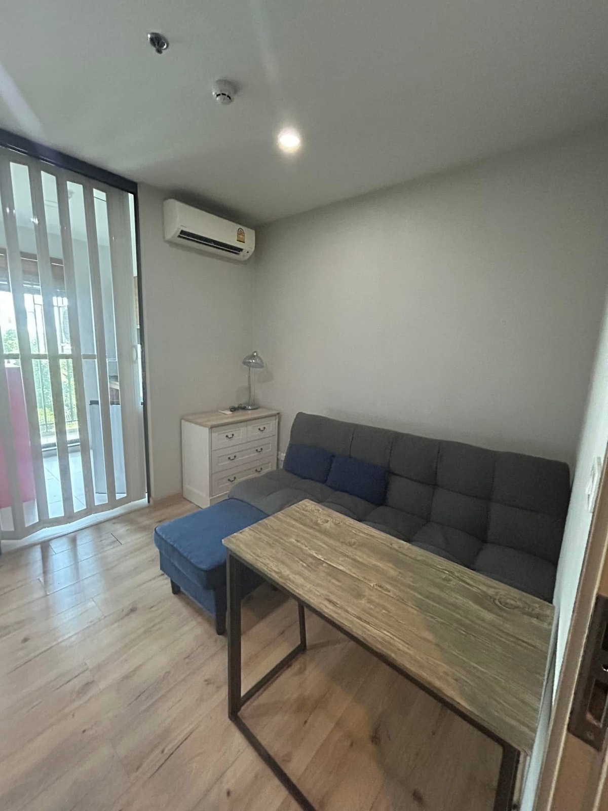 For RentCondoPinklao, Charansanitwong : Best value in the project - Brix Condominium Charan 64 (Brix Condominium Charan 64)