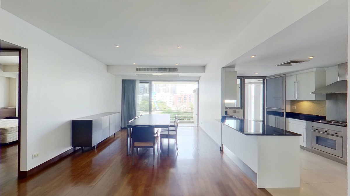 ให้เช่าคอนโดวิทยุ ชิดลม หลังสวน : Ruamrudee House - 3 Bedrooms for RENT