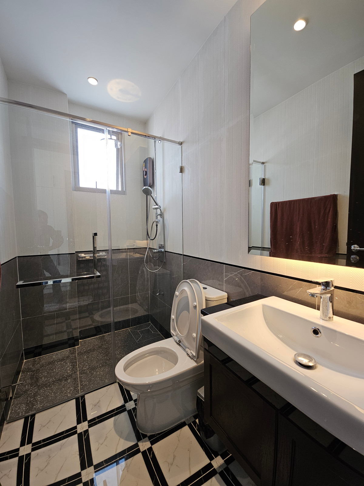 HouseLadkrabang, Suwannaphum Airport : For rent: Perfect Masterpiece Sukhumvit 77 (137 sq m.) 4 bedrooms, 6 bathrooms, next to Robinson Lat Krabang.