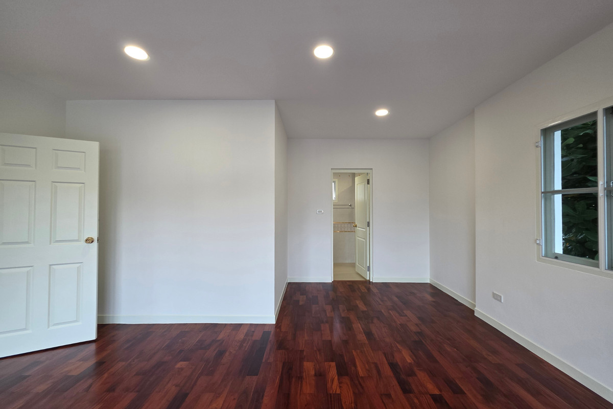 ขายบ้านเกษตรศาสตร์ รัชโยธิน : ขายบ้านหลังใหญ่ 85 ตร.วา โฮมมี่สไตล์ นันทวันวัชรพล ใหม่มาก พร้อมอยู่