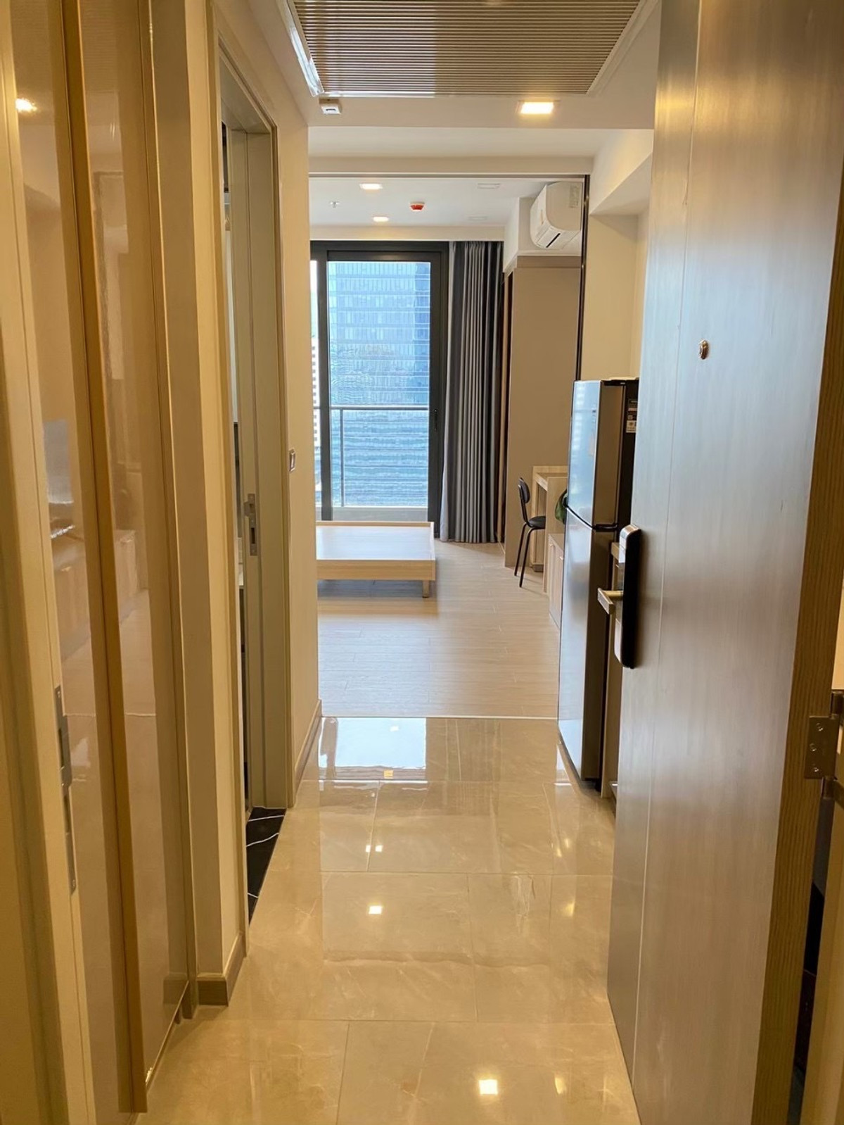 ให้เช่าคอนโดพระราม 9 เพชรบุรีตัดใหม่ RCA : ให้ เช่า ด่วน 195 One9Five Asoke Rama9 วัน ไนน์ ไฟว์ อโศก - พระราม 9 (ห้องใหม่ราคาพิเศษ)