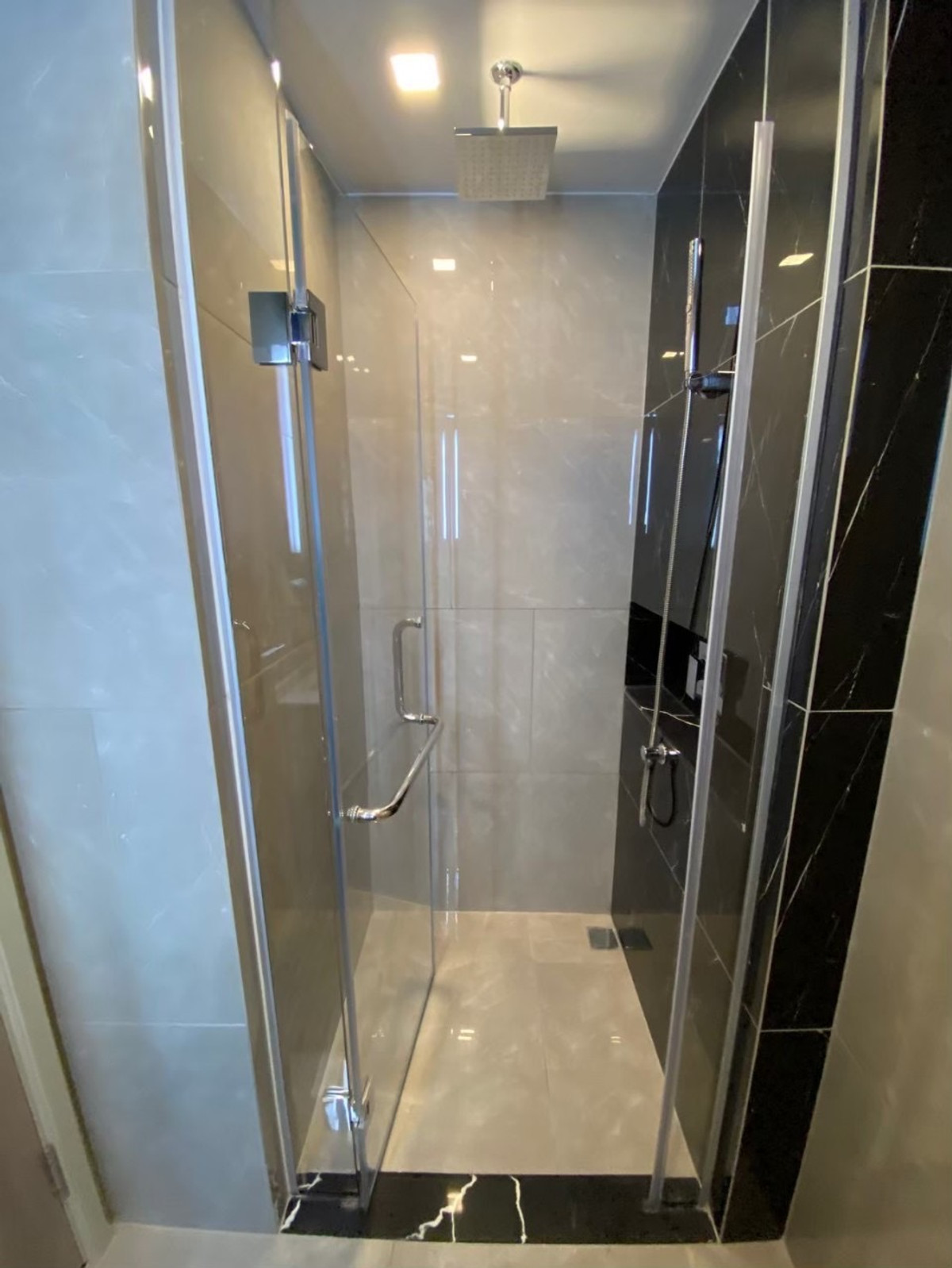 ให้เช่าคอนโดพระราม 9 เพชรบุรีตัดใหม่ RCA : ให้ เช่า ด่วน 195 One9Five Asoke Rama9 วัน ไนน์ ไฟว์ อโศก - พระราม 9 (ห้องใหม่ราคาพิเศษ)