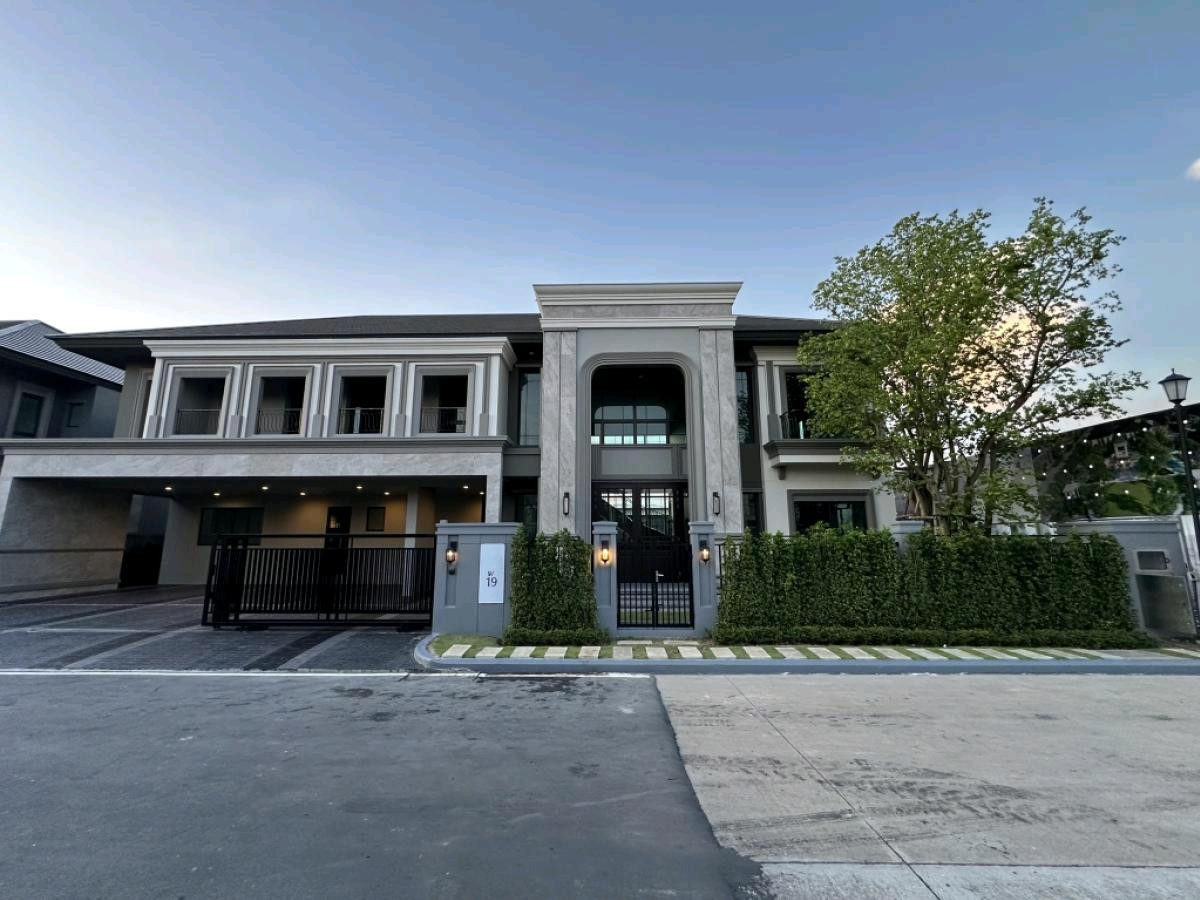 For RentHouseLadkrabang, Suwannaphum Airport : Luxurious house, large house, fully furnished, ready to move in