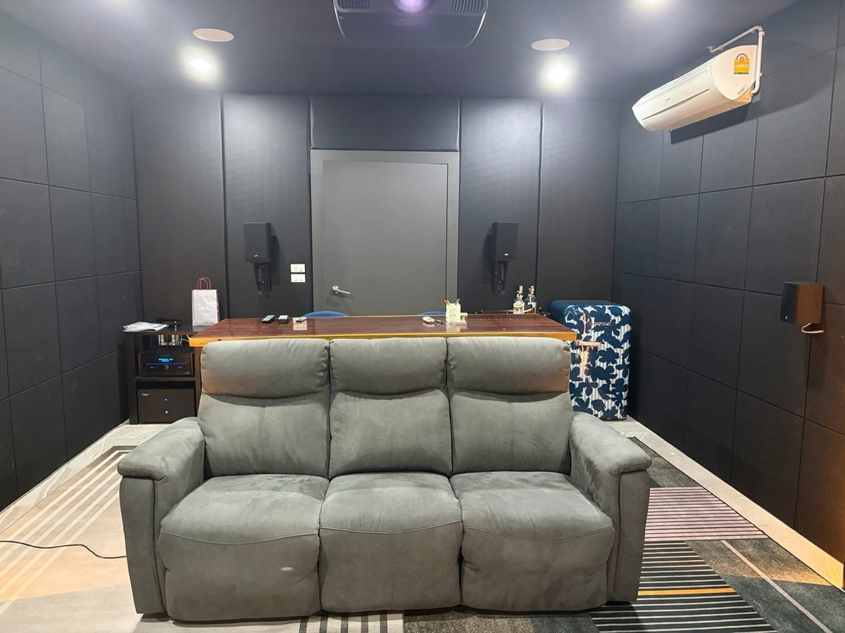 ขายพัทยา บางแสน ชลบุรี สัตหีบ : Pool Villa with 3 stories For Sale !!! South Pattaya 