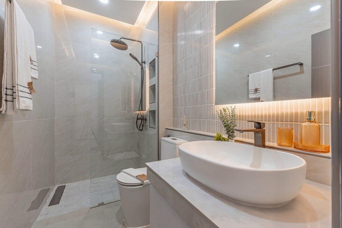 ขายพัทยา บางแสน ชลบุรี สัตหีบ : บ้านเดี่ยว ชั้นเดียว พร้อมสระว่ายน้ำ รวมเฟอร์นิเจอร์เครื่องใช้ไฟฟ้าแต่งครบ 