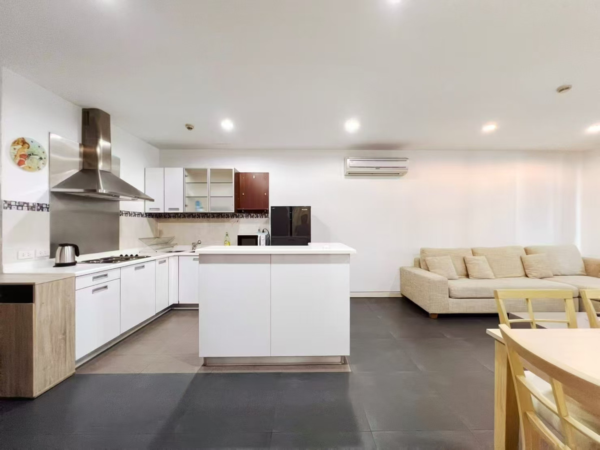 ขายคอนโดสุขุมวิท อโศก ทองหล่อ : ขายด่วน Baan Saraan 60.5 ตร.ม. ห้องมุม โควตาต่างชาติ