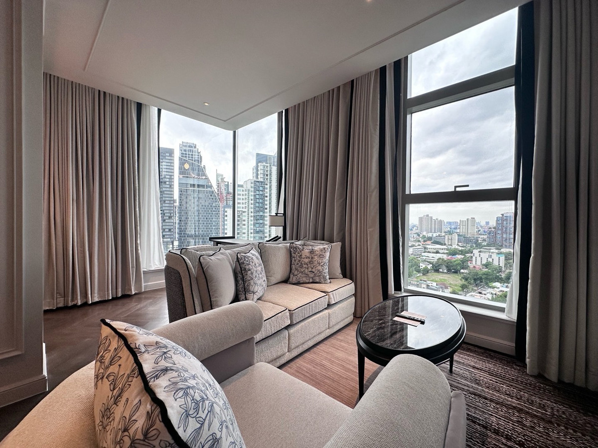 ให้เช่าคอนโดสุขุมวิท อโศก ทองหล่อ : 🌟 La Clef Exclusive Bangkok – French Hotel-Style Living in Sukhumvit 38 | 1-Bed (58 sqm.) from ฿130K