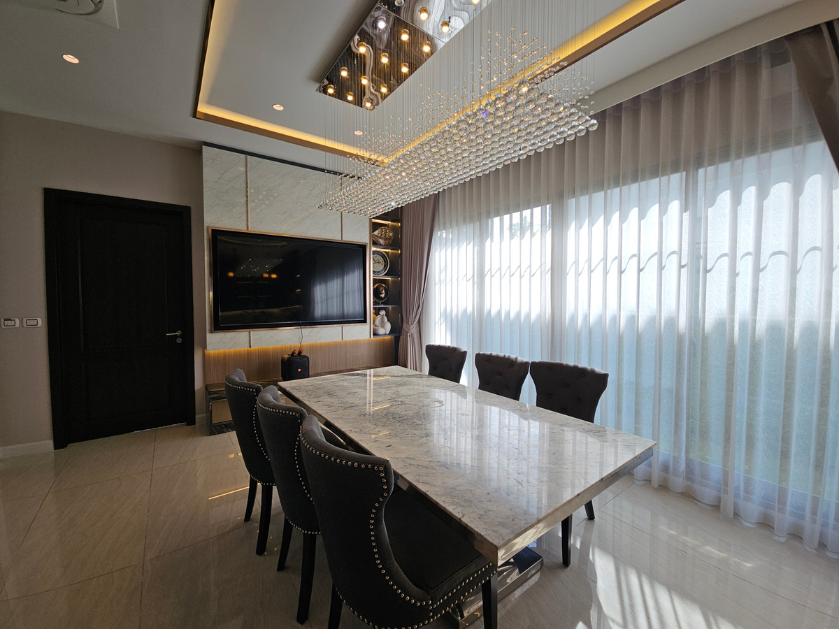 HouseLadkrabang, Suwannaphum Airport : For rent: Perfect Masterpiece Sukhumvit 77 (137 sq m.) 4 bedrooms, 6 bathrooms, next to Robinson Lat Krabang.