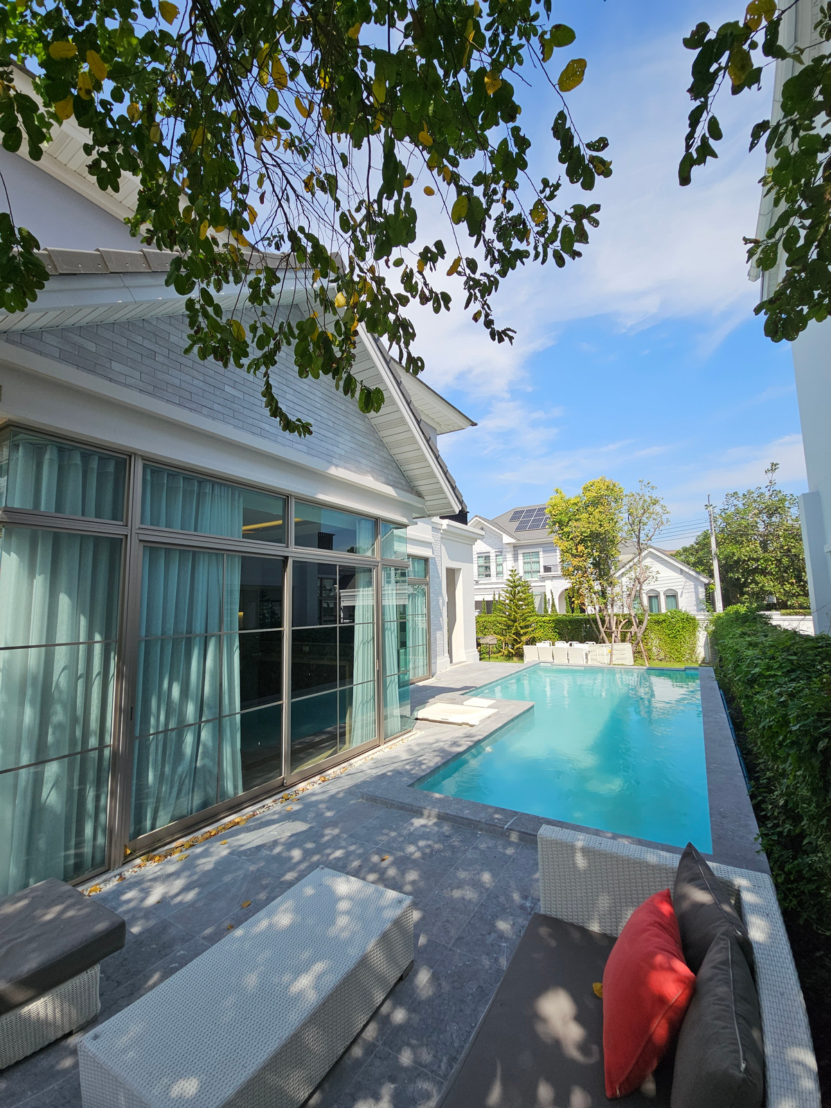 HouseLadkrabang, Suwannaphum Airport : For rent: Perfect Masterpiece Sukhumvit 77 (137 sq m.) 4 bedrooms, 6 bathrooms, next to Robinson Lat Krabang.