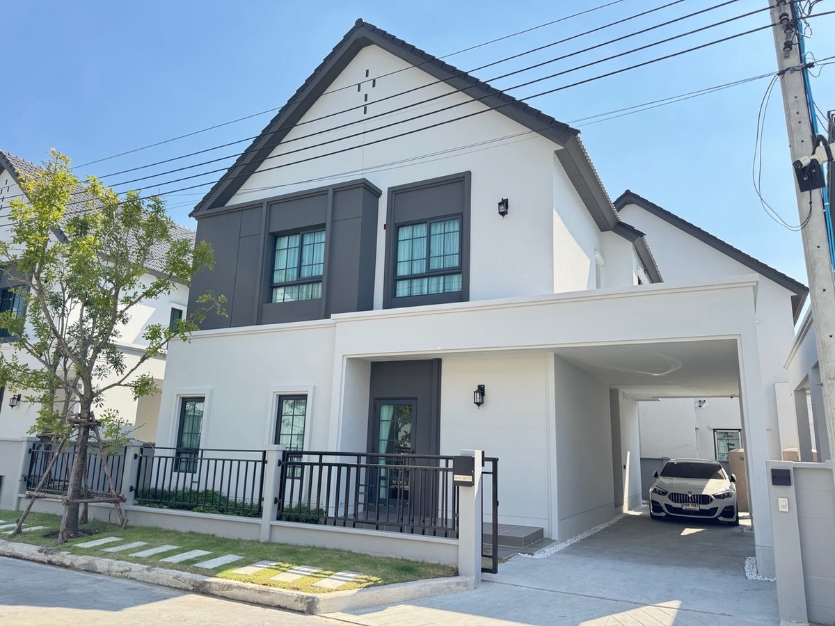 ขายบ้านบางนา แบริ่ง ลาซาล : 🏡 𝐂𝐞𝐧𝐭𝐫𝐨 𝐁𝐚𝐧𝐠𝐧𝐚 ราคาพิเศษตกแต่งครบพร้อมอยู่จะลงทุนหรือปล่อยเช่าก็คุ้มมาก 📲 𝟎𝟔𝟒-𝟕𝟗𝟒𝟒𝟐𝟔𝟑(คุณน้ำ)