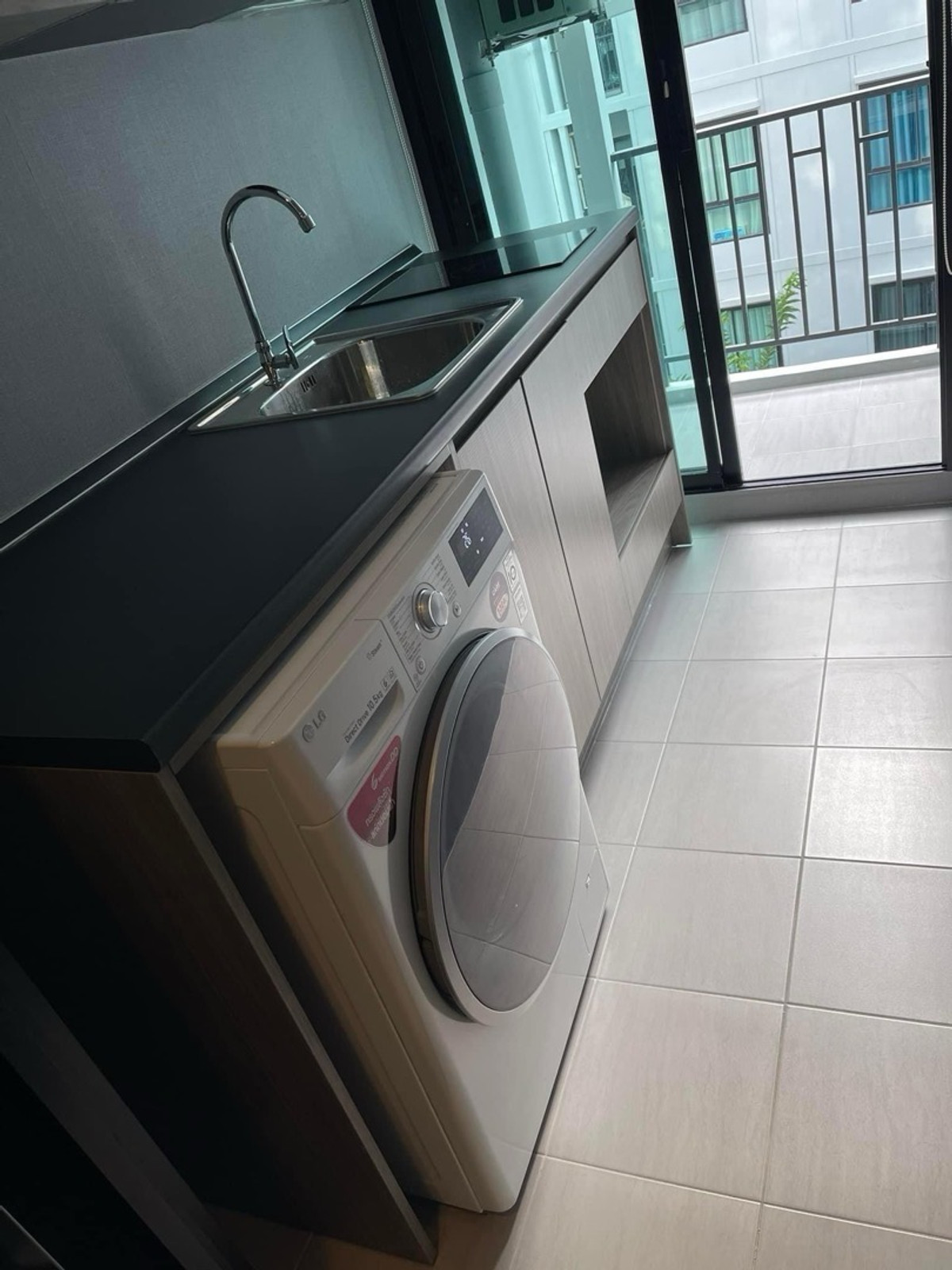 ให้เช่าคอนโดบางนา แบริ่ง ลาซาล : Notting Hill Sukhumvit 105 น็อตติ้งฮิลล์ สุขุมวิท 105 ใกล้รถไฟฟ้า เดินทางสะดวก เฟอร์นิเจอร์+เครื่องใช้ไฟฟ้าครบ พร้อมลากกระเป๋าเข้าอยู่ได้เลย