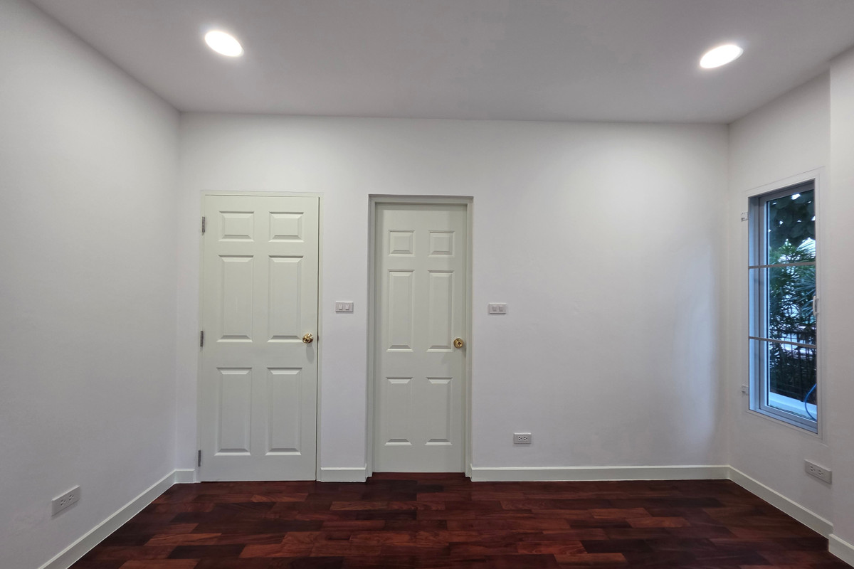 ขายบ้านเกษตรศาสตร์ รัชโยธิน : ขายบ้านหลังใหญ่ 85 ตร.วา โฮมมี่สไตล์ นันทวันวัชรพล ใหม่มาก พร้อมอยู่