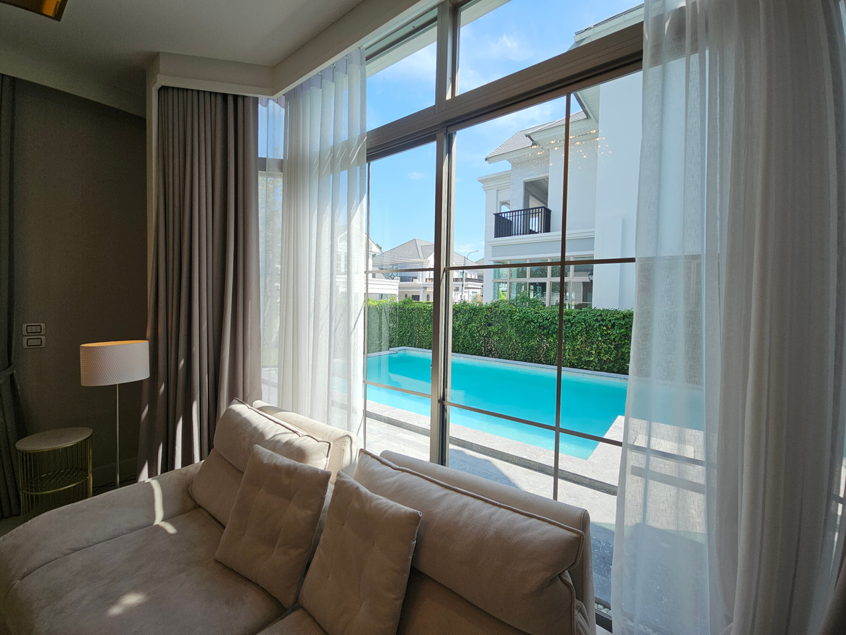 HouseLadkrabang, Suwannaphum Airport : For rent: Perfect Masterpiece Sukhumvit 77 (137 sq m.) 4 bedrooms, 6 bathrooms, next to Robinson Lat Krabang.