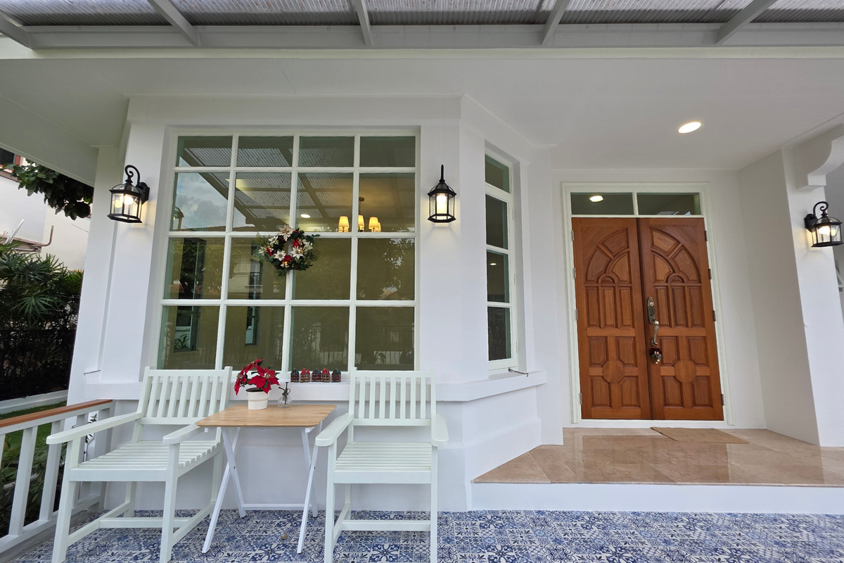 ขายบ้านเกษตรศาสตร์ รัชโยธิน : ขายบ้านหลังใหญ่ 85 ตร.วา โฮมมี่สไตล์ นันทวันวัชรพล ใหม่มาก พร้อมอยู่