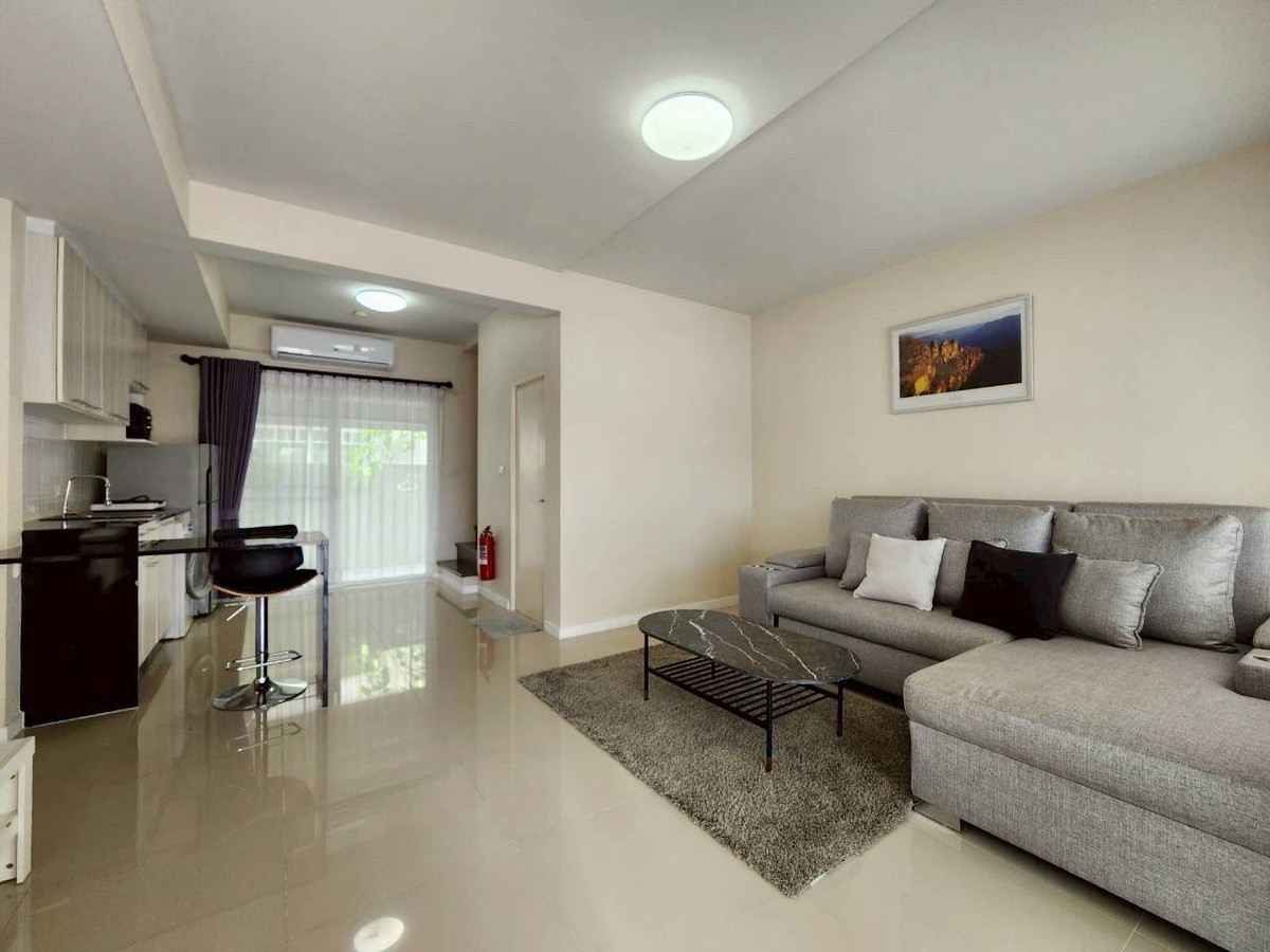 For RentTownhomeSamut Prakan,Samrong : House for rent, Indy 2 Bangna Km.7 - 2 bedrooms, luxuriously decorated, pets allowed, near Mega Bangna, ready to move in.