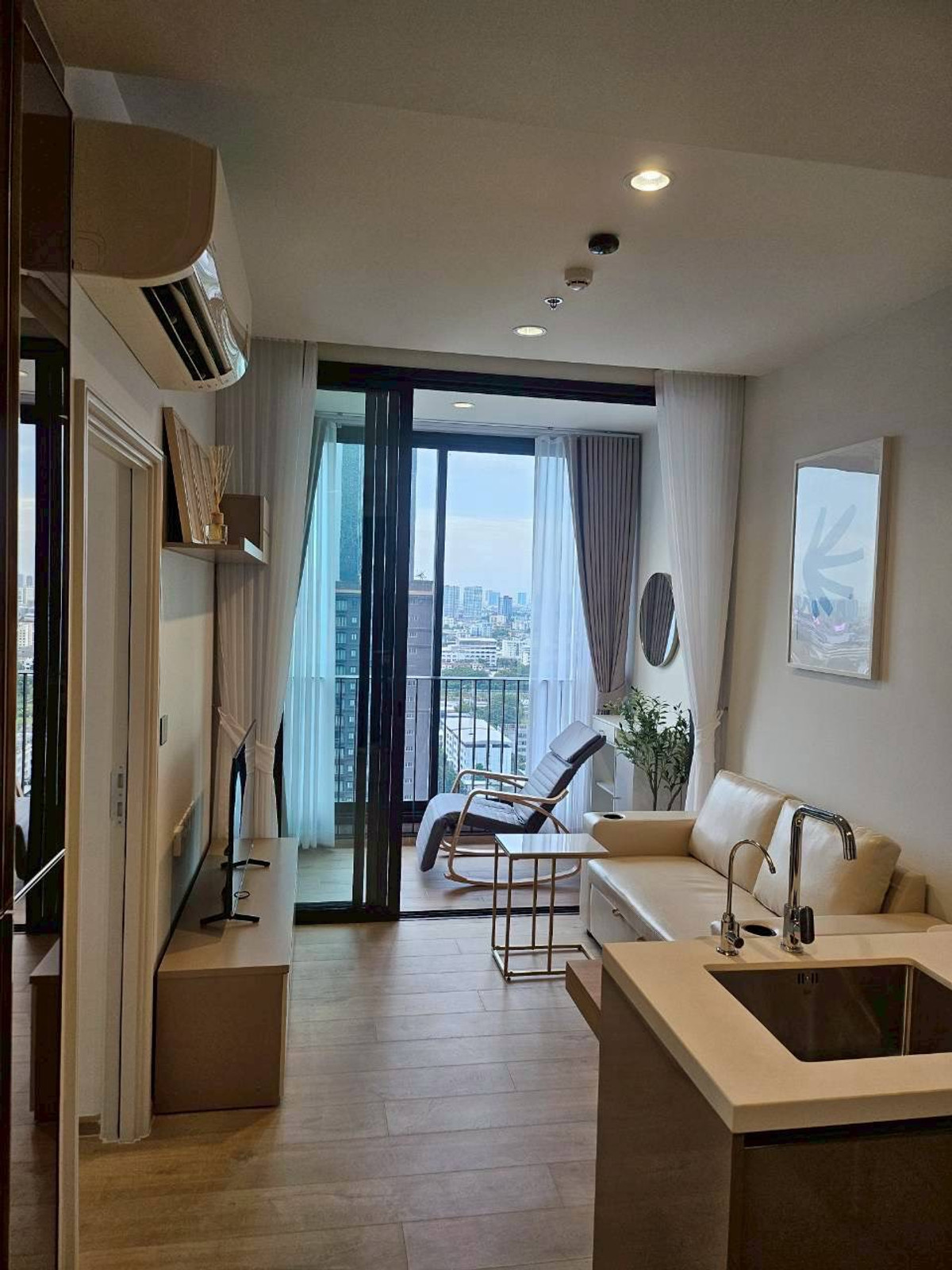 ให้เช่าคอนโดอ่อนนุช อุดมสุข : ให้เช่าคอนโด QUINN Sukhumvit 101 คอนโดแต่งครบพร้อมเข้าอยู่ติด BTS ปุณณวิถี!!