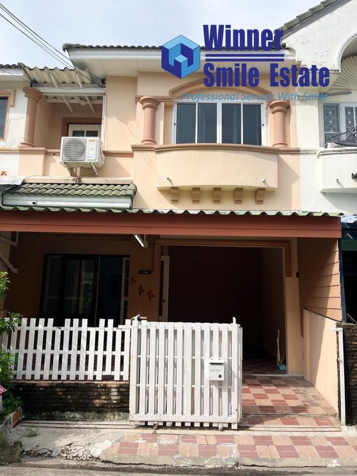 ให้เช่าทาวน์โฮมสมุทรปราการ สำโรง : เช่า ทาวน์โฮม ลัลลี่ วิลล์ 1 ศรีนครินทร์ เทพารักษ์ ซอยมังกร ราคาเบาๆ น่าอยู่มาก