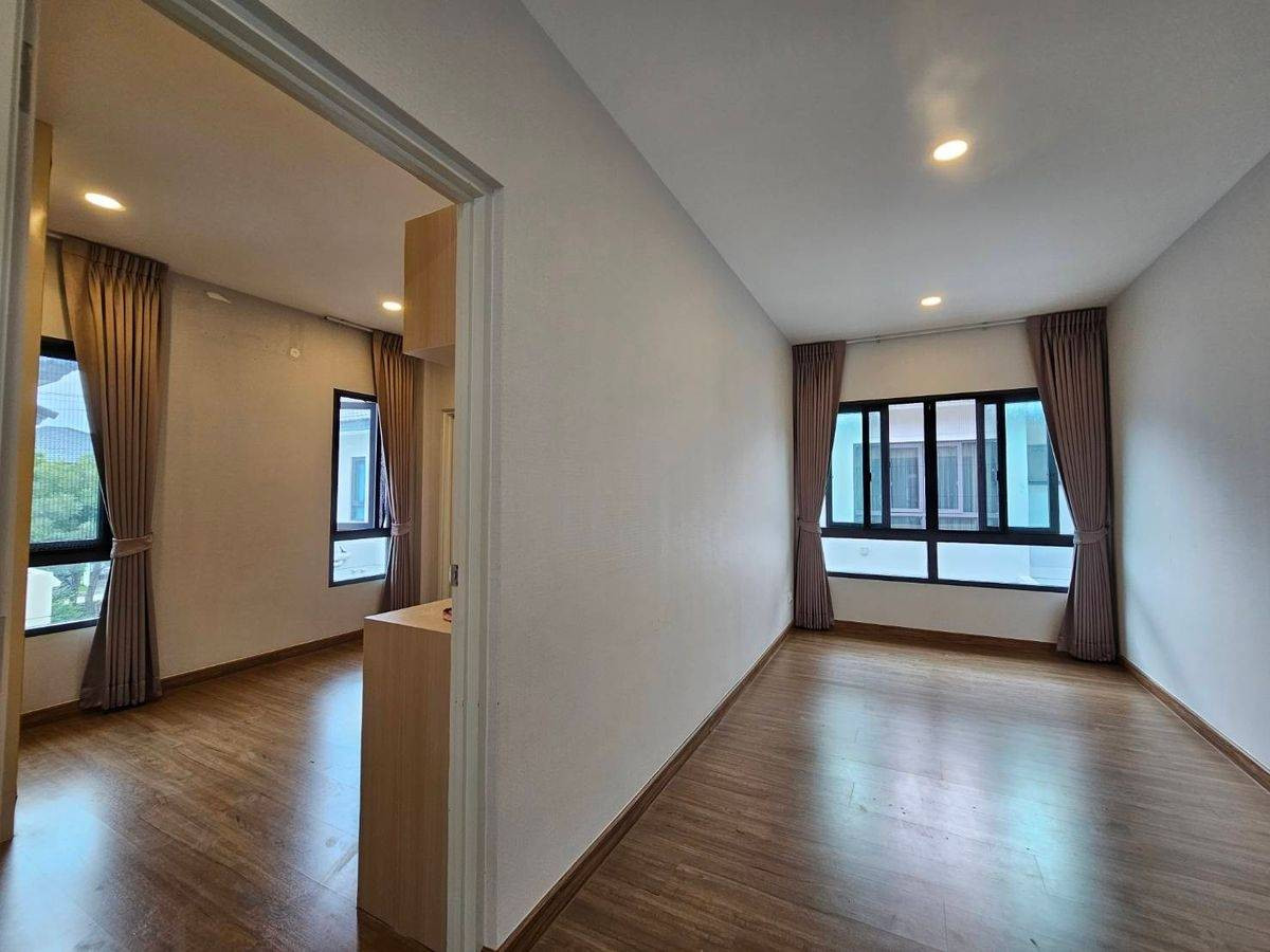 ให้เช่าบ้านนวมินทร์ รามอินทรา : ให้เช่าบ้านเดี่ยว เซนโทร วงแหวน - จตุโชติ ใกล้ ตลาดมารวย หทัยราษฏร์ เพียง 6 นาที