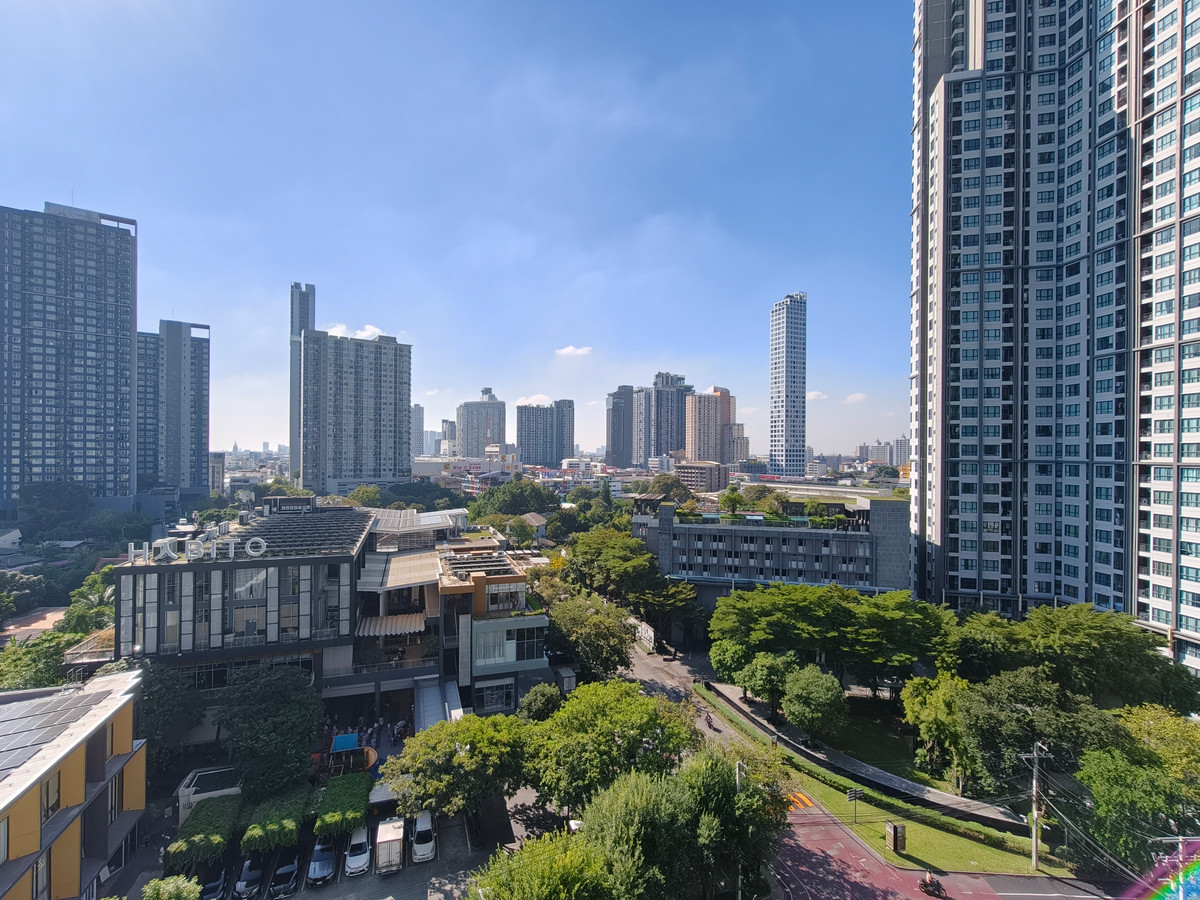 ขายคอนโดอ่อนนุช อุดมสุข : ห้องที่คุ้มค่าที่สุดที่จะซื้อที่ The Base Park East ห้อง Rare Item ใหญ่พิเศษมีเพียงชั้นละห้อง