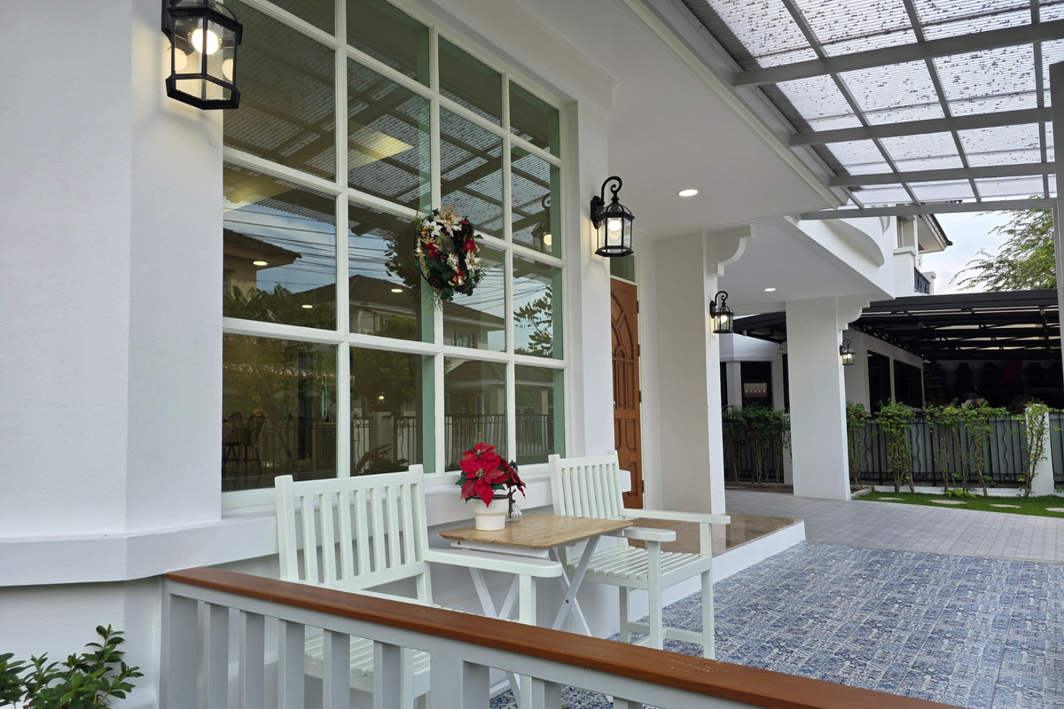 ขายบ้านเกษตรศาสตร์ รัชโยธิน : ขายบ้านหลังใหญ่ 85 ตร.วา โฮมมี่สไตล์ นันทวันวัชรพล ใหม่มาก พร้อมอยู่