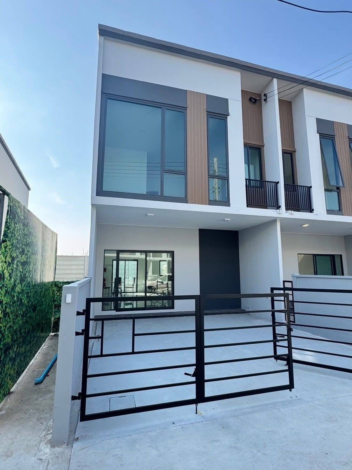 For RentPathum Thani,Rangsit, Thammasat : ME2500308 Townhome for rent, Grande Pleno, Phahonyothin-Vibhavadi 2, next to Phahonyothin Road. Near Don Mueang Tollway
