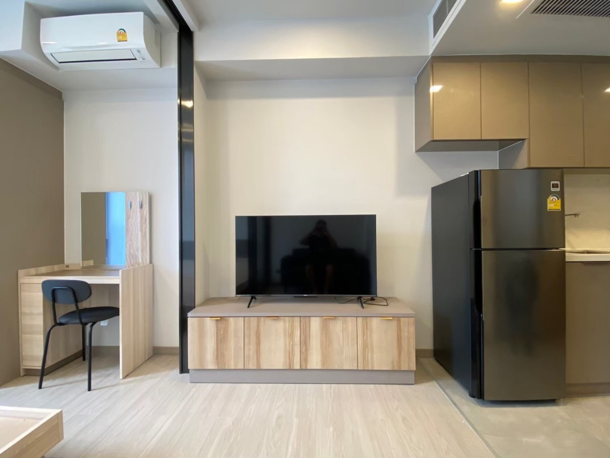 For RentCondoRama9, Petchburi, RCA : For urgent rent 195 One9Five Asoke Rama9 One Nine Five Asoke - Rama 9 (new room, special price)