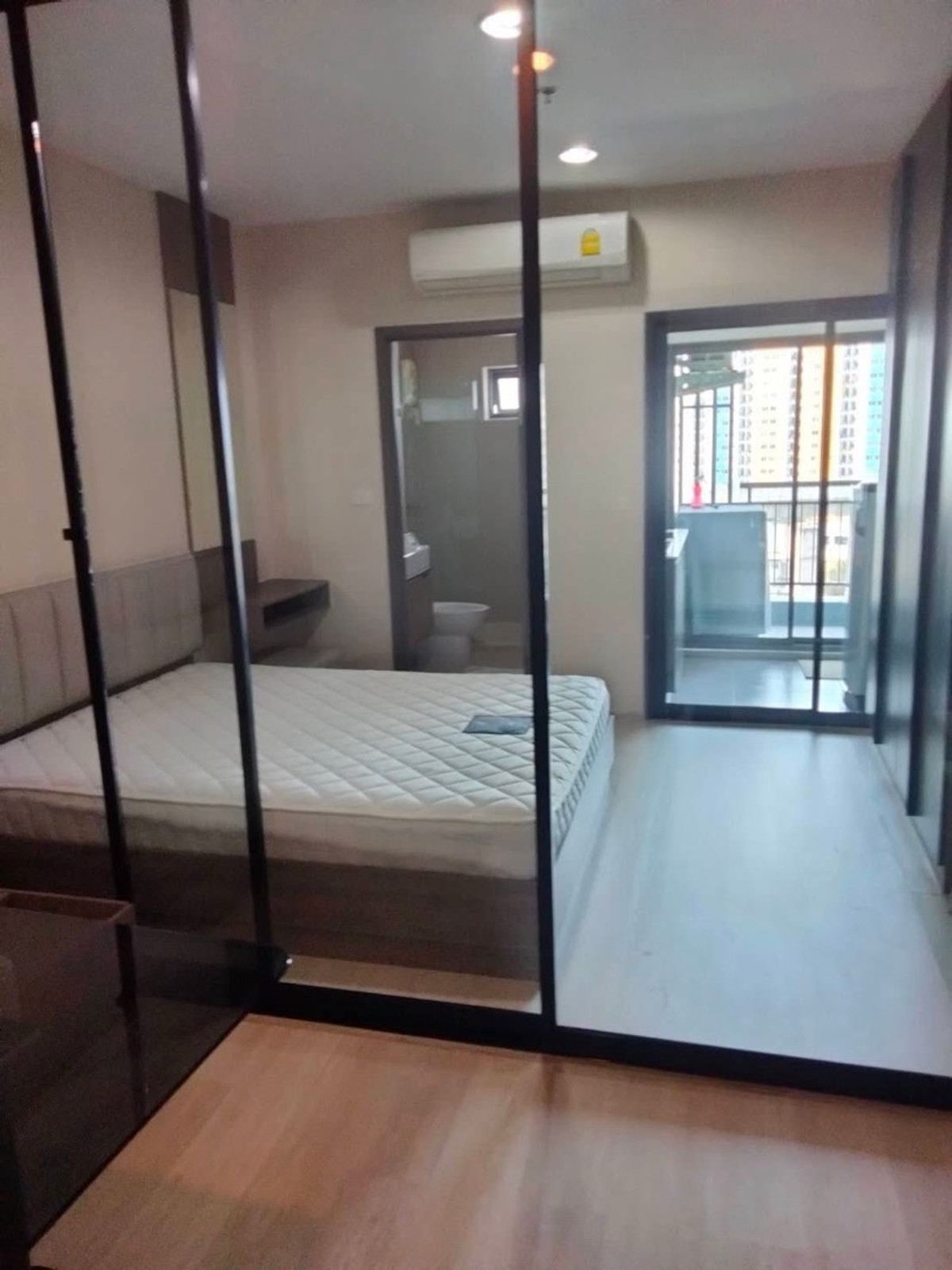 For RentCondoThaphra, Talat Phlu, Wutthakat : ❤️#Ready to move in #1Dec68. Condo IDEO Tha Phra Interchange (Ideo Tha Phra Interchange) line @900cqqhk