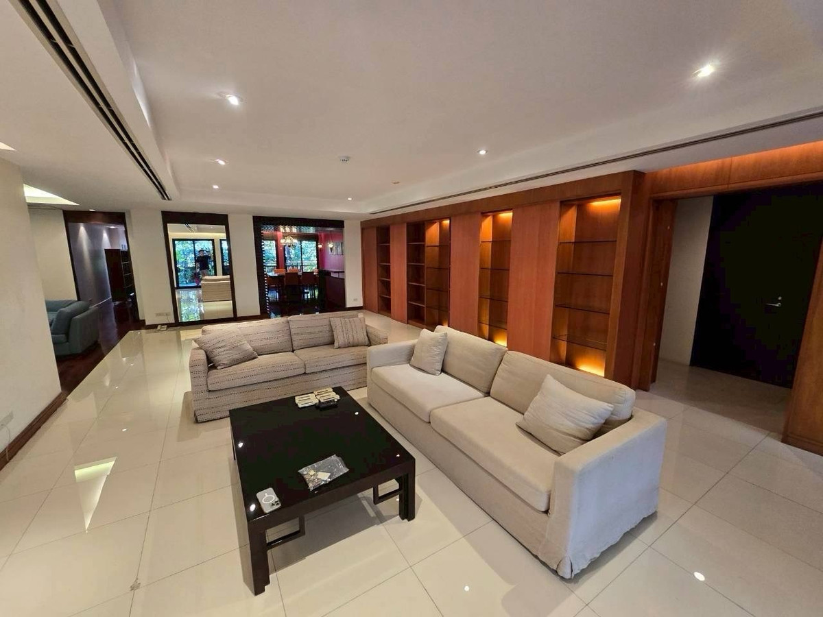 ให้เช่าคอนโดสาทร นราธิวาส : ✨ Supreme Residence – ใจกลางนางลิ้นจี่ ✨ ห้องใหญ่ที่สุดในโครงการ พร้อมสวนส่วนตัวและพื้นที่ใช้สอยกว่า 400 ตร.ม.